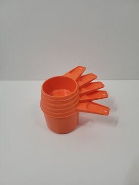 Vtg Tupperware Set 5 Orange Plastic Nesting Measuring Cups 765-4 USA